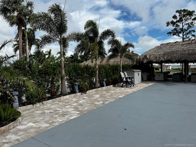 Prime Lakefront Lot with Golf Course Views - Fully Furnished! - photo 13