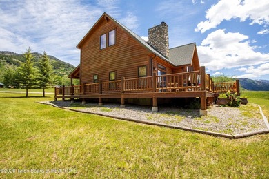 Welcome to your mountain retreat in Star Valley Ranch-where - photo 16
