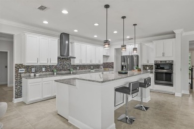 Welcome to an exceptional luxury residence tucked away on a - photo 4