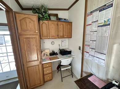 Welcome to this inviting single-story home, perfectly situated - photo 10