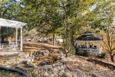 6 Beds 6.5 Baths 5,476 Sq Ft 1.74+/- acre lot 12x28 slip in a - photo 23