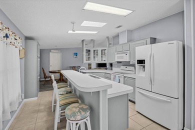 New roof, Upgraded A/C, irrigation on a well. True 3 bedroom - photo 7