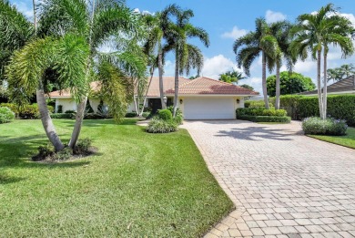 (private lake, pond, creek) Home For Sale in Boynton Beach Florida