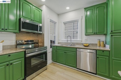 Built in 1910, this charming 3 bdrms/2 baths, move-in-ready home - photo 10