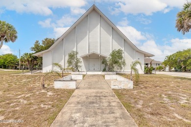 Situated just one block from Granada Blvd. and two blocks from - photo 2