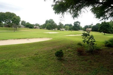 THIS IS A GREAT ''ALL ONE LEVEL'' RANCH.... LOCATED ON A - photo 7