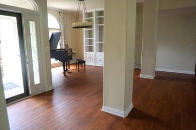 THIS IS A GREAT ''ALL ONE LEVEL'' RANCH.... LOCATED ON A - photo 8