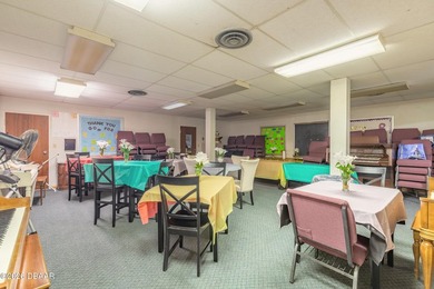 Situated just one block from Granada Blvd. and two blocks from - photo 9
