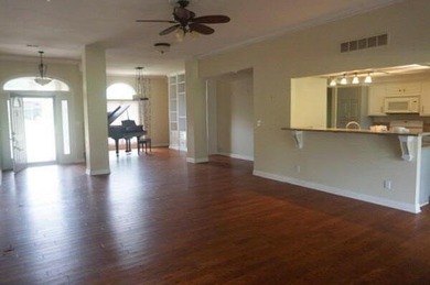 THIS IS A GREAT ''ALL ONE LEVEL'' RANCH.... LOCATED ON A - photo 9