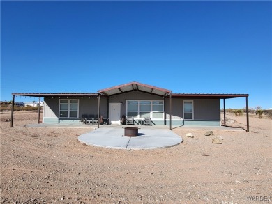 Lake Mead Home For Sale in Meadview Arizona