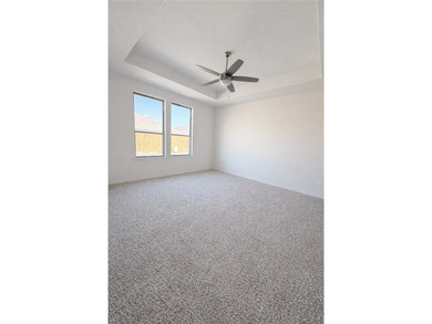 Stunning NEW home Quality Built by Live Oak Custom Homes! - photo 12