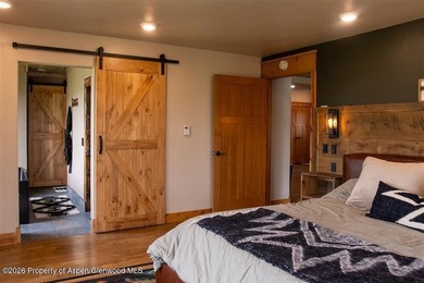 Experience unprecedented country living just 1.5 miles from - photo 17