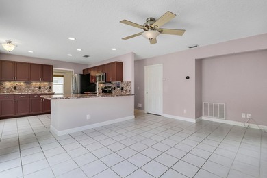 Rare opportunity in sought-after North Palm Beach Heights! This - photo 18