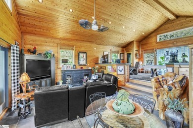 Contact listing agent Anna Ryan Surrounded by 2.39 private acres - photo 21