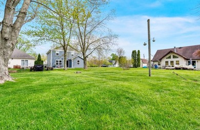 Lake Wawasee living at its best! Built in 2019, this - photo 29