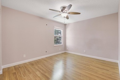 Rare opportunity in sought-after North Palm Beach Heights! This - photo 32