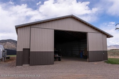 Experience unprecedented country living just 1.5 miles from - photo 41