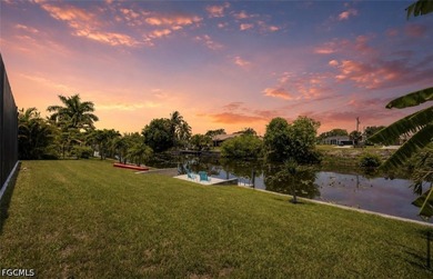 Welcome to this beautifully maintained 3-bedroom plus den heated - photo 3