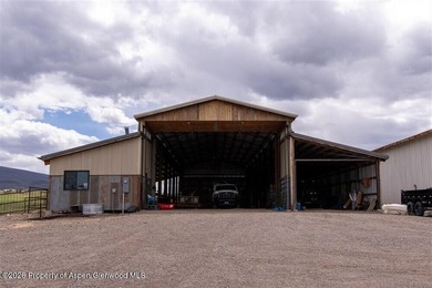 Experience unprecedented country living just 1.5 miles from - photo 47