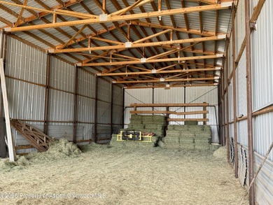 Experience unprecedented country living just 1.5 miles from - photo 49