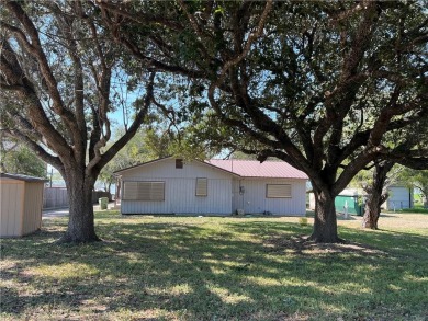 Lake Home For Sale in Lake City, Texas