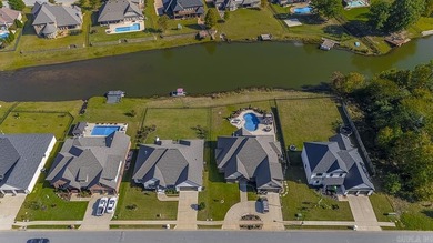 BEAUTIFUL, one level home located on the lake in Hurricane Lake - photo 2