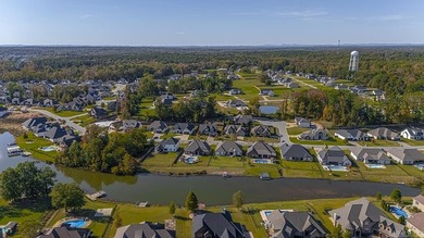 BEAUTIFUL, one level home located on the lake in Hurricane Lake - photo 5