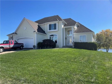 Lake Home For Sale in Lees Summit, Missouri