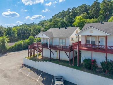 Welcome to this roomy condo built in 2007, this condo has a - photo 3