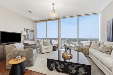 Live the life of Luxury @ Center Pointe! Concierge, 24/7 - photo 8