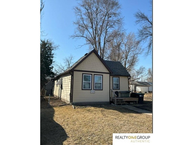 Carter Lake Home For Sale in Omaha Nebraska