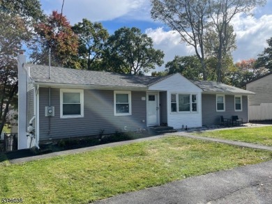 Lake Hopatcong Home For Sale in Hopatcong New Jersey