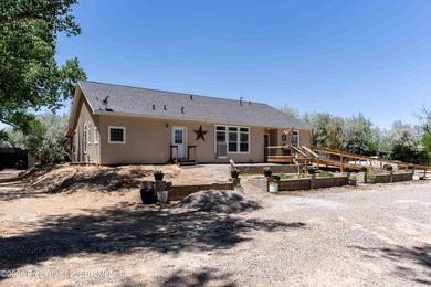 SAN JUAN RIVERFRONT PROPERTY!!! Seclusion and privacy are two of - photo 3