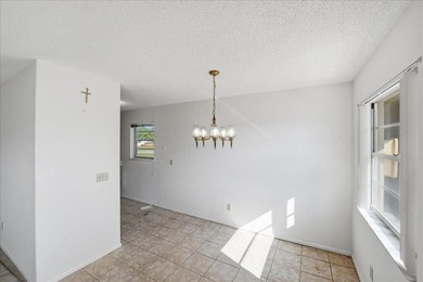 Ground-floor 1BD/1.5BATH condo in Vista St. Lucie-handyman - photo 5