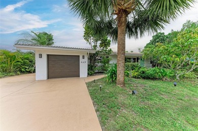 Under contract-accepting backup offers. We are delighted to - photo 1