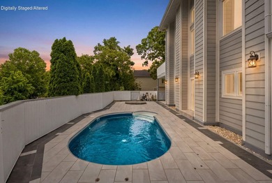 Luxury Golf Course Estate in Gated Pointe Royale w/ Private Pool - photo 4