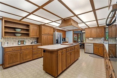 Rarely does a property combine custom English Tudor character - photo 9