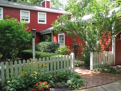 (private lake, pond, creek) Home For Sale in Muncie Indiana