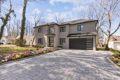 Stunning Modern 2025 Home Set On A Peaceful, Level Property In - photo 1