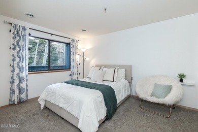 Discover mountain living in this inviting condo nestled near the - photo 6