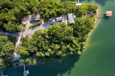 Discover your perfect lakeside retreat on this exceptional 1.28 - photo 2