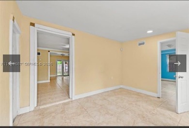 Centrally located 3/1 spacious home. This home features impacy - photo 14