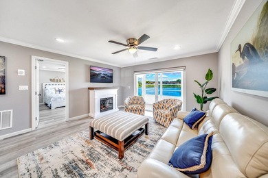 GORGEOUS 2 BEDROOM, 2 BATH VILLA WITH SPECTACULAR - photo 16