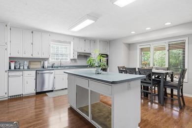 Just Minutes from Lake Sinclair - Space, Comfort & Updates - photo 20