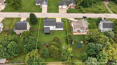 Welcome to this beautifully maintained 3-bedroom home in - photo 4