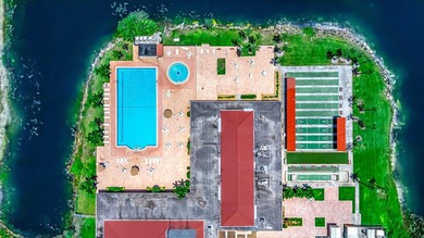 GORGEOUS 2 BEDROOM, 2 BATH VILLA WITH SPECTACULAR - photo 29