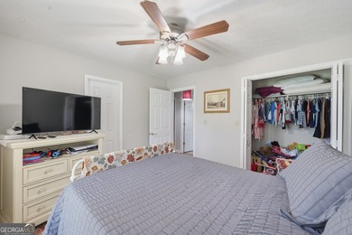 Just Minutes from Lake Sinclair - Space, Comfort & Updates - photo 32