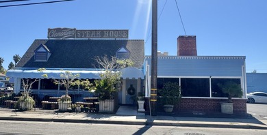 Own a piece of carpinteria history! Exceptional mixed-use - photo 2