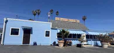 Own a piece of carpinteria history! Exceptional mixed-use - photo 4