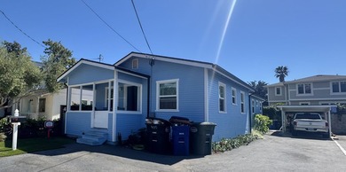 Own a piece of carpinteria history! Exceptional mixed-use - photo 7